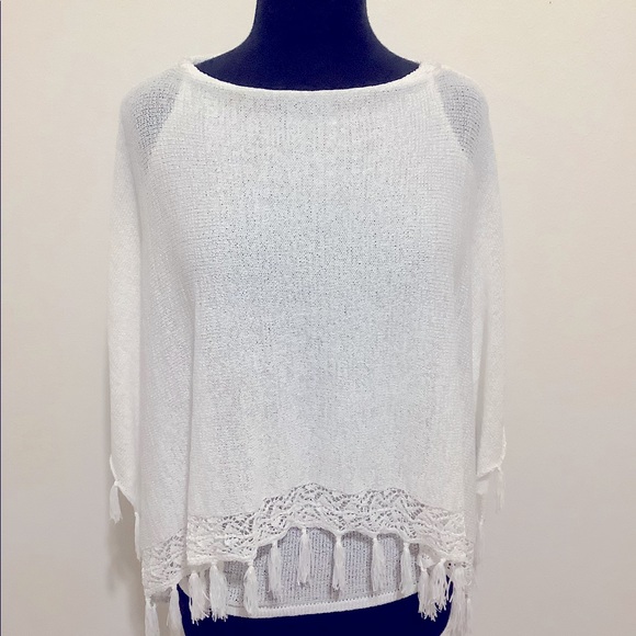 Peter Nygard Tops - Nygard Sexy Top